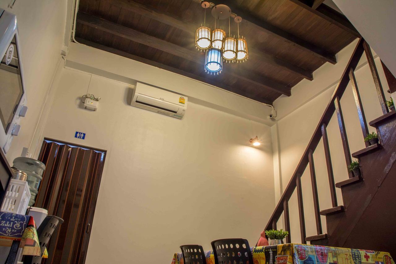 Traveller Hostel Chanthaburi (Adults Only) Exterior photo